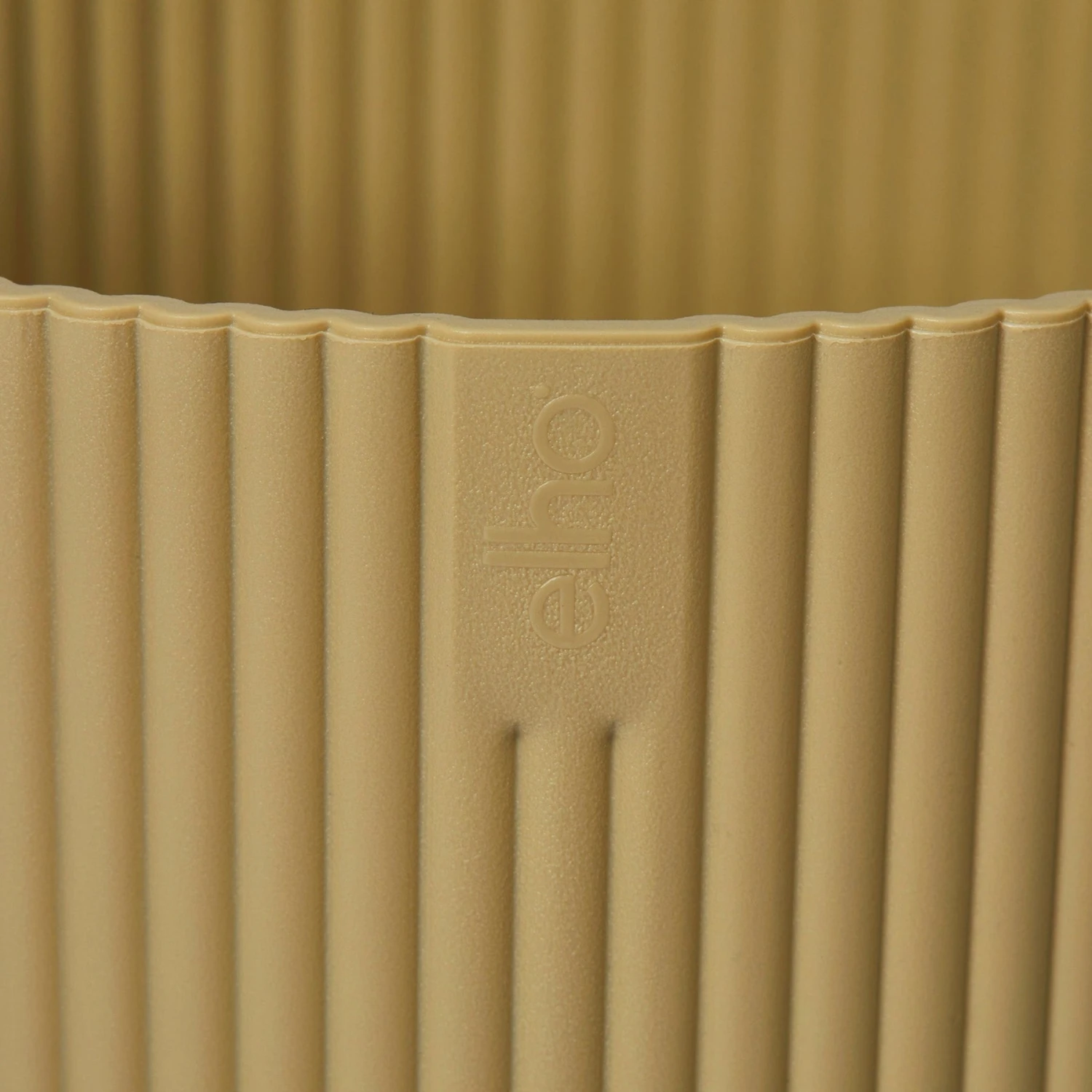 Vibes Fold Round 25cm 11 Vibes Fold Round 25cm - Image 11