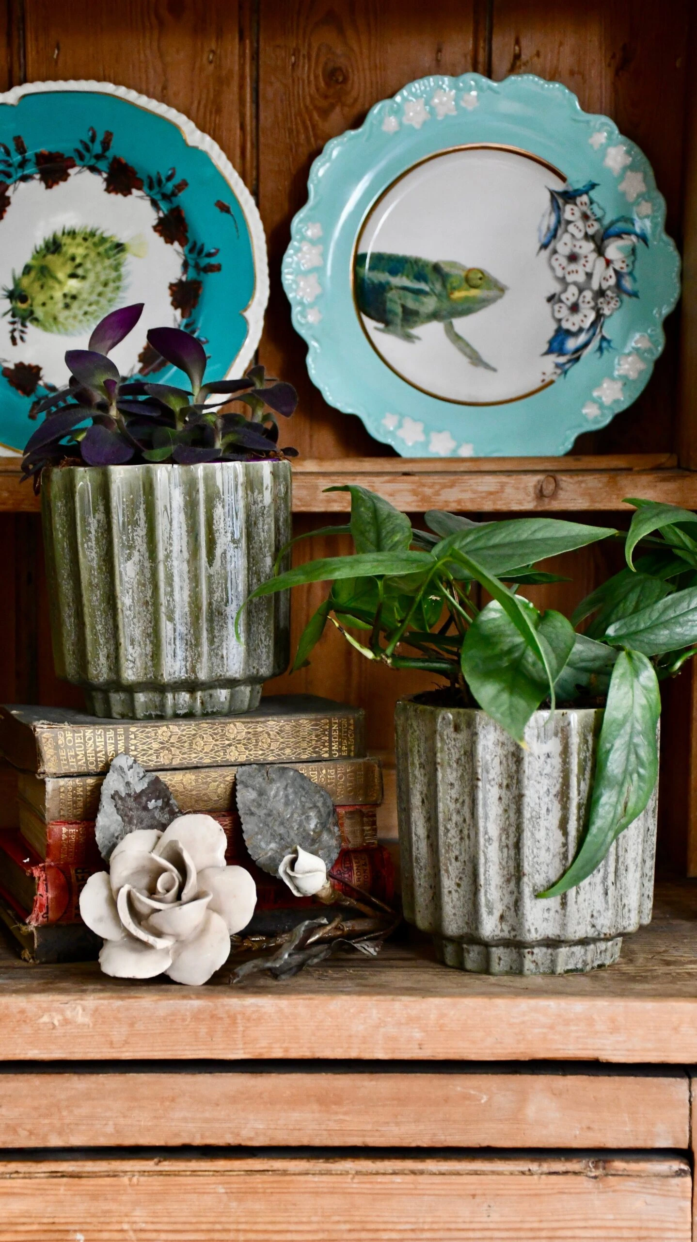 Lugano Scalloped Green Reactive Planter (13cm Plant Pot) 3 Lugano Scalloped Green Reactive Planter (13cm Plant Pot) - Image 3